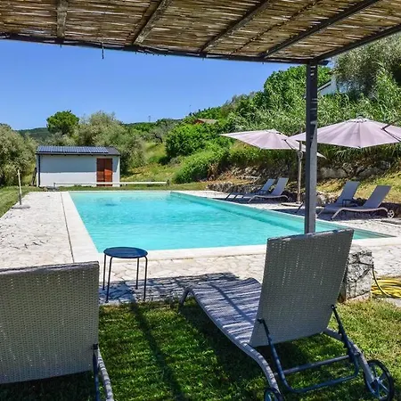 By Casamerina Tofelli With Private Pool, Quiet And Panoramic View * Amelia